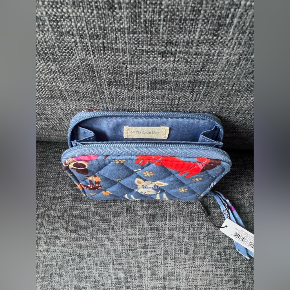 NWT. Vera Bradley Bark Park Essential Small Zip Around Wallet. Cotton. - Picture 5 of 5